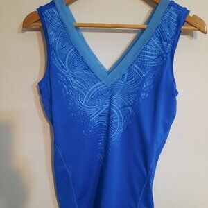 Reebok size small blue stretch tank with shelf bra